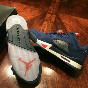 Authentic Air Jordan 5 "Knick"